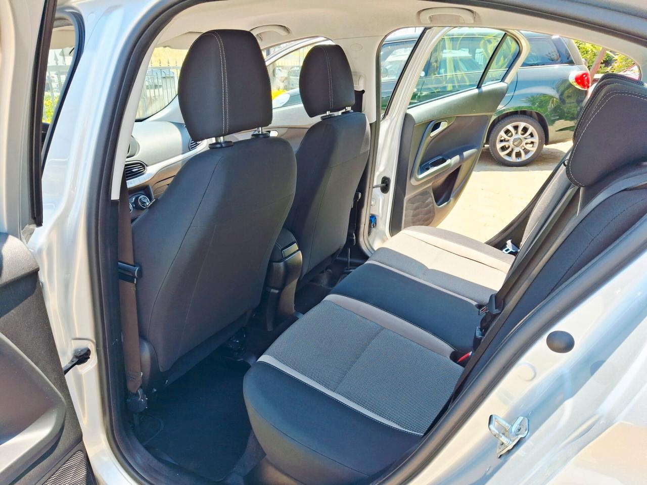 Fiat Tipo 1.3 Mjt 4 porte Lounge "Perfetta!