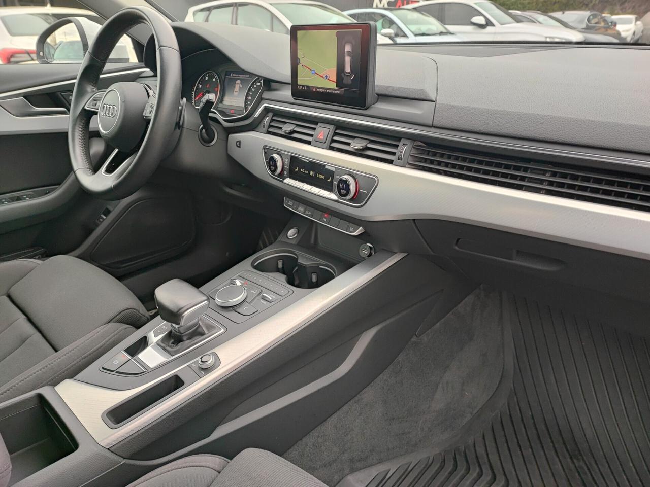 Audi A4 Avant 2.0 TDI 150 CV ultra Sport