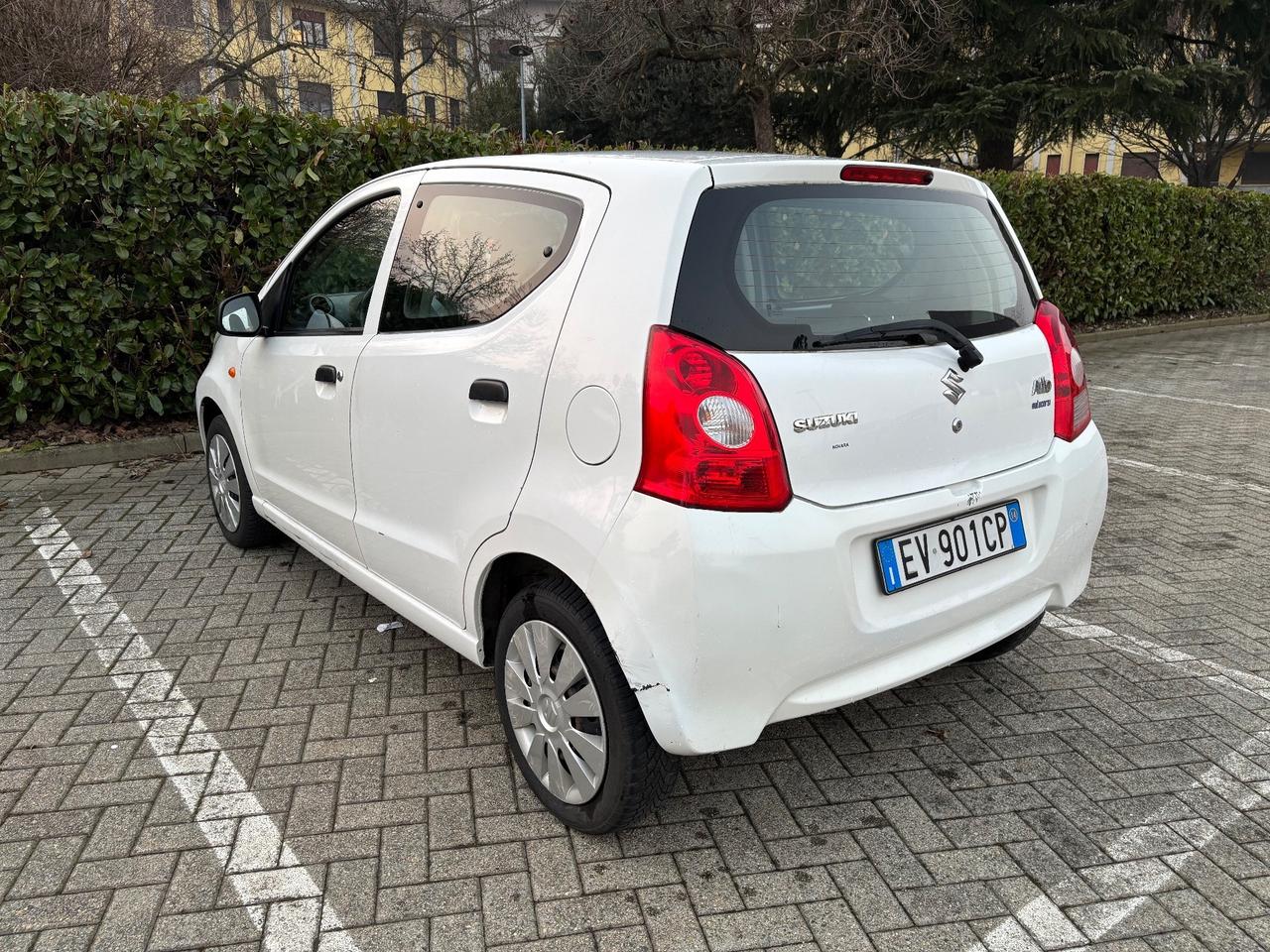 Suzuki Alto 1.0 Neopatentati