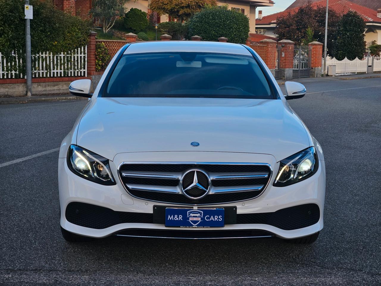Mercedes-benz E 200 Berlina 9marce