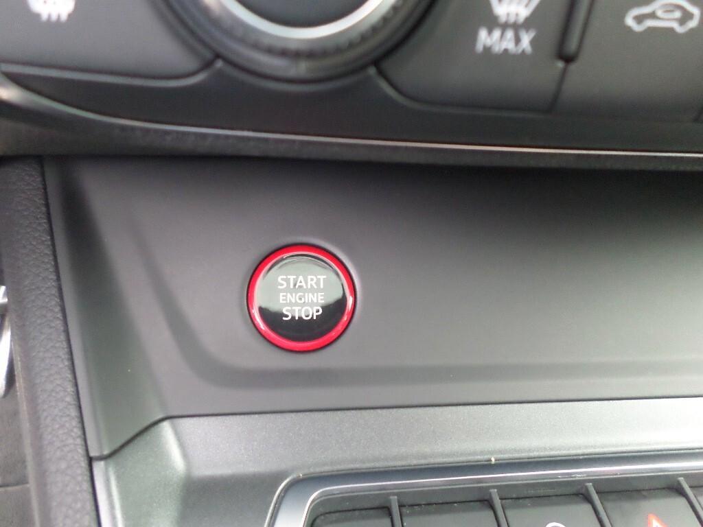 Audi Q3 RS Q3 quattro S tronic