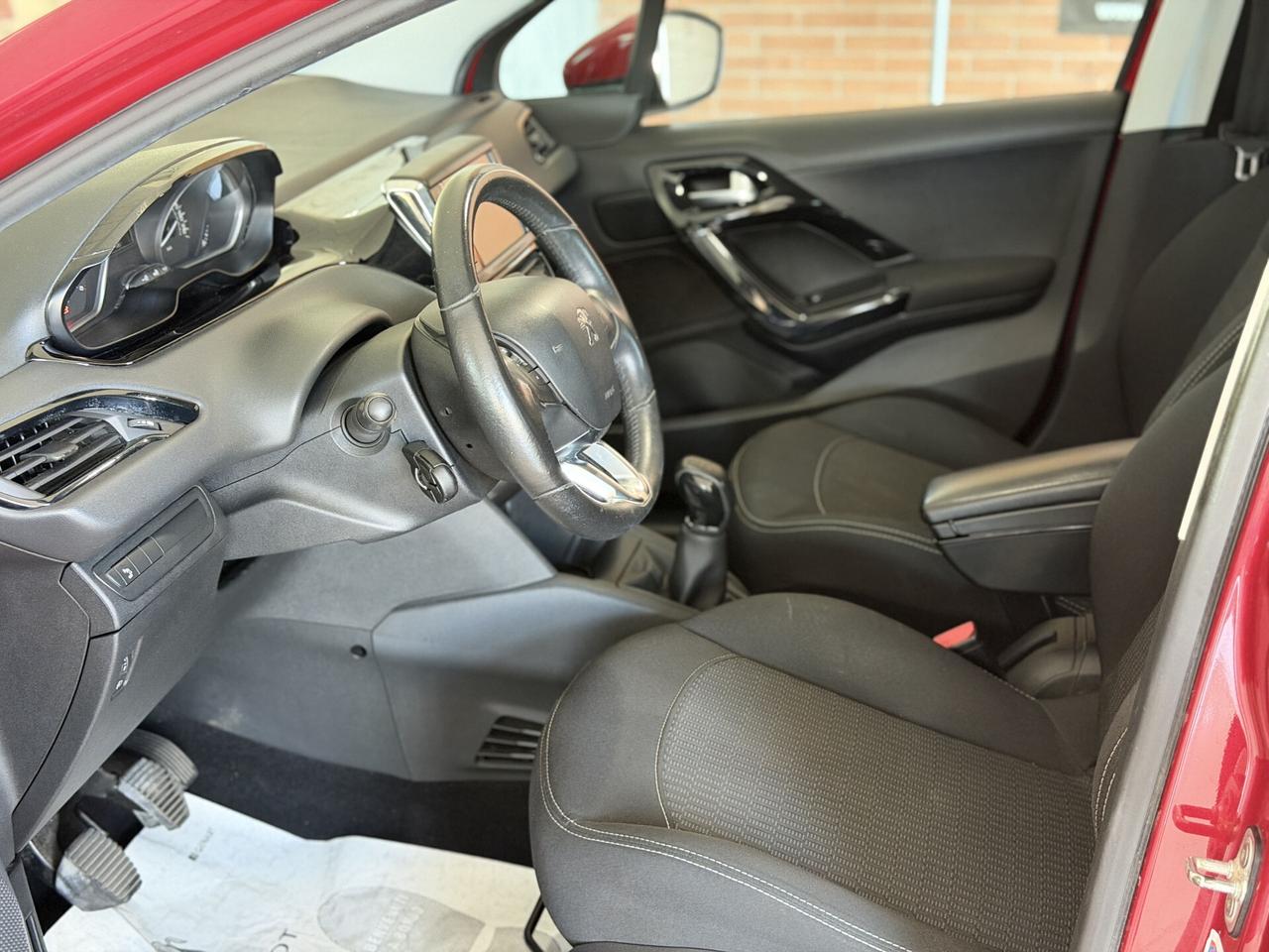 PEUGEOT 208 Allure - 1.6 BlueHDi 75cv EURO6