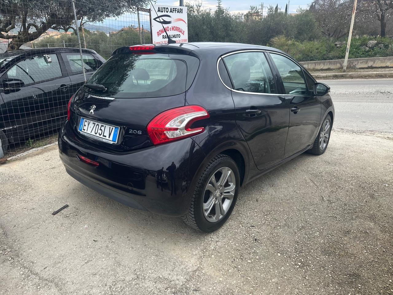 Peugeot 208 1.4 HDi 68 CV 5 porte Active