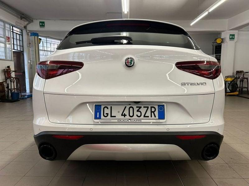 Alfa Romeo Stelvio 2.2 Turbodiesel 160 CV AT8 RWD Super