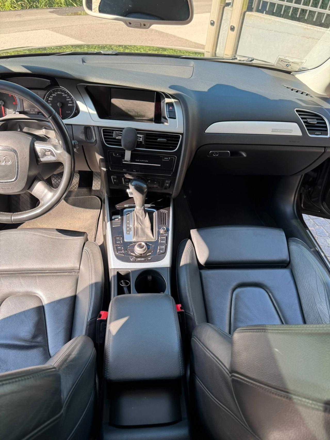 Audi A4 Avant 3.0 TDI quattro tiptronic SLine TETTO 19"
