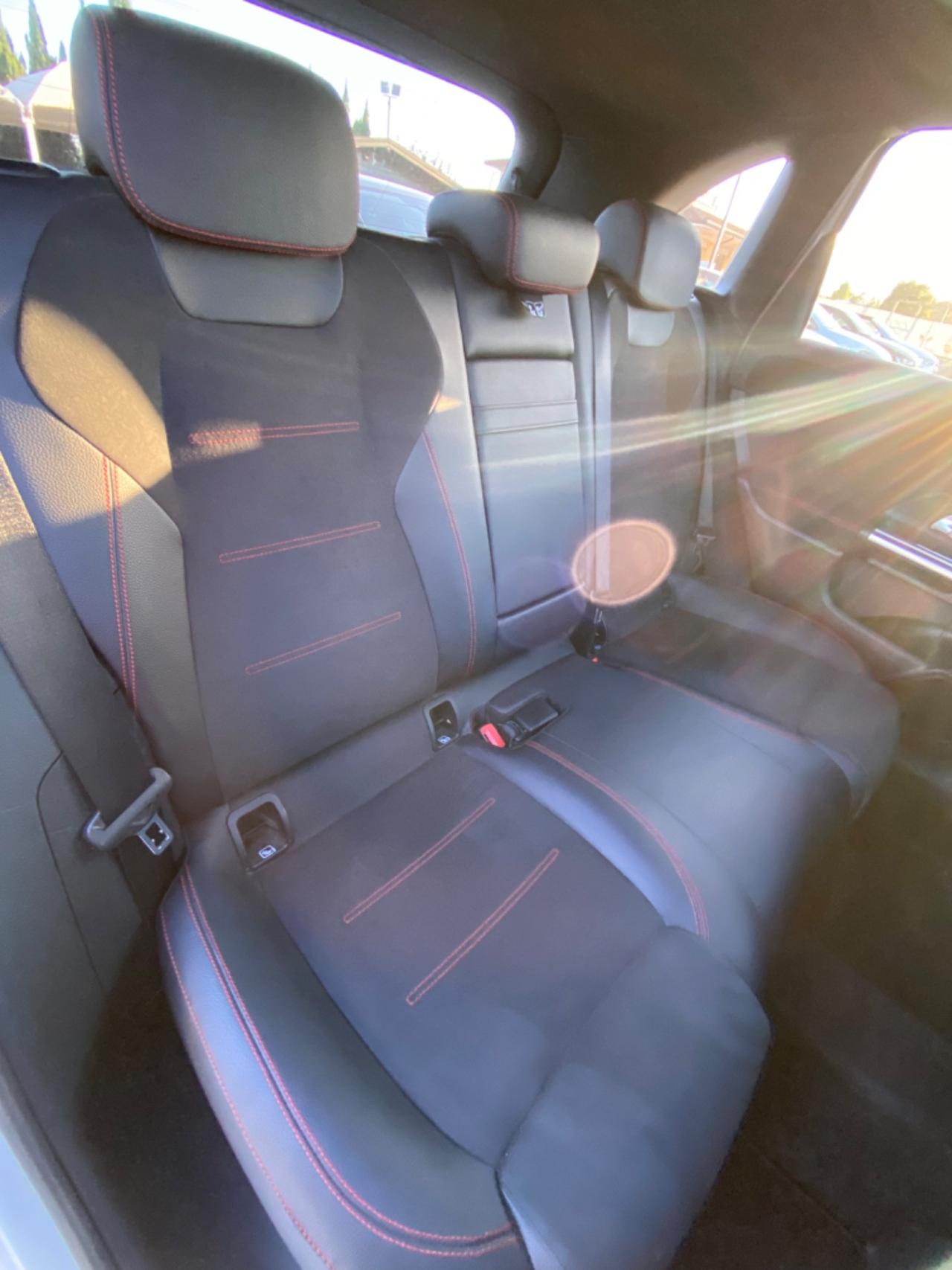 Mercedes-benz B 200d Automatic Premium