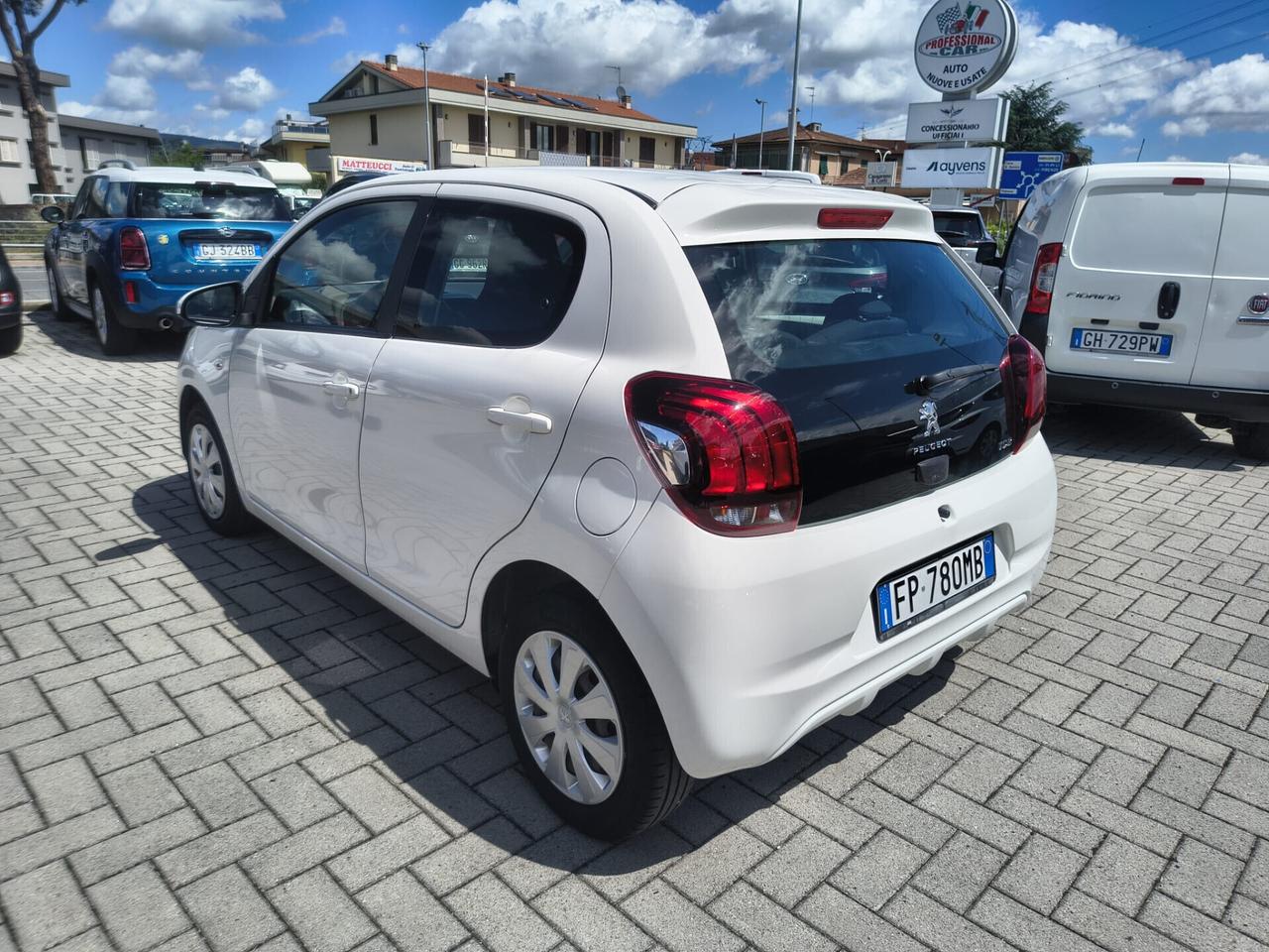 Peugeot 108 5 PORTE 1.0 benzina *GARANZIA 24 MESI*