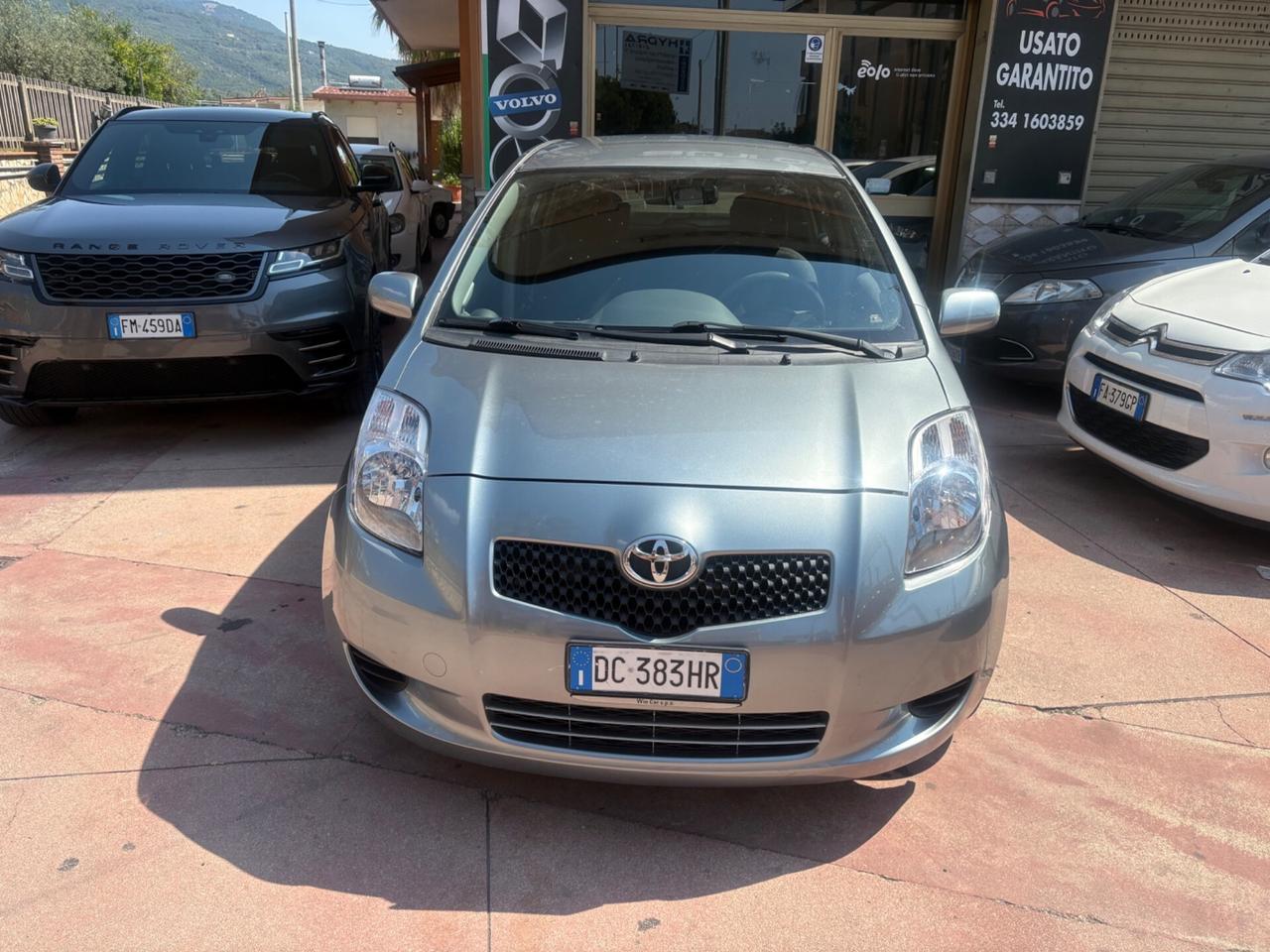 Toyota Yaris 1.0 5 porte