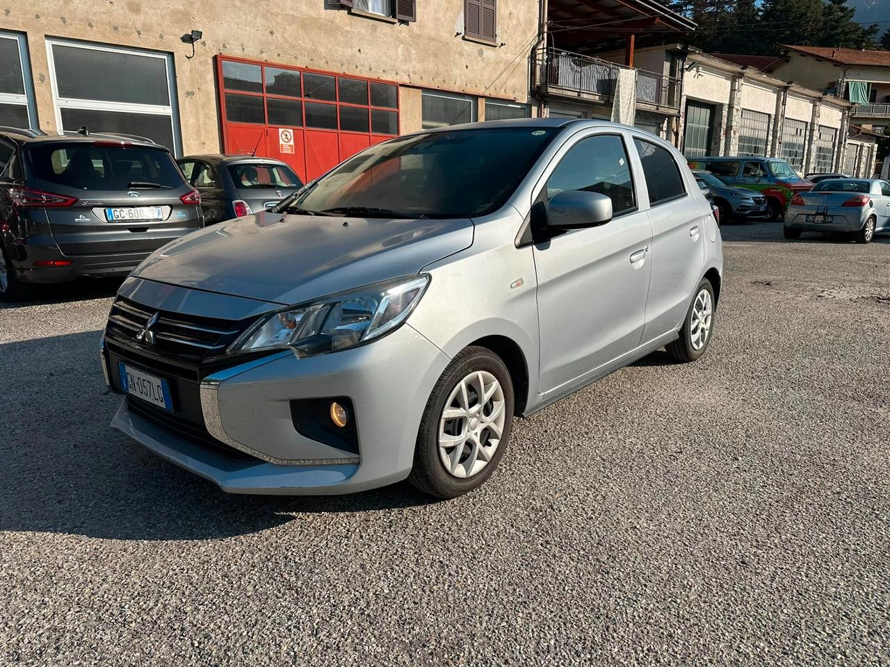 Mitsubishi Space Star 1.2 Intense SDA