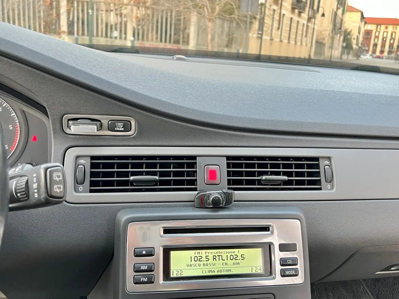 Volvo V70 2.0 D 136cv 6M Kinetic