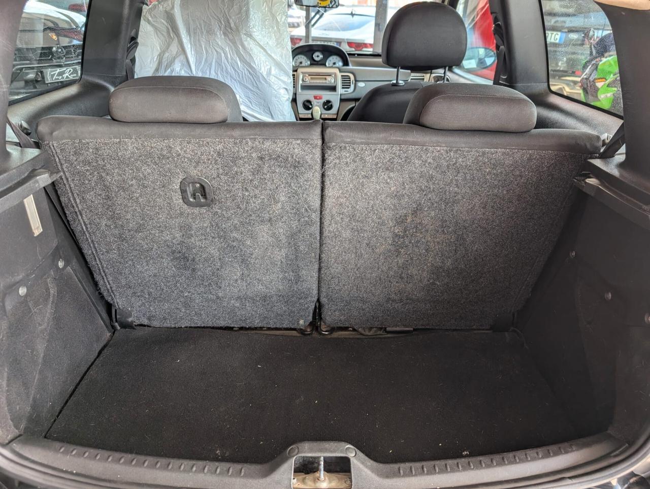 Lancia Ypsilon 1.3 MJT 75 CV