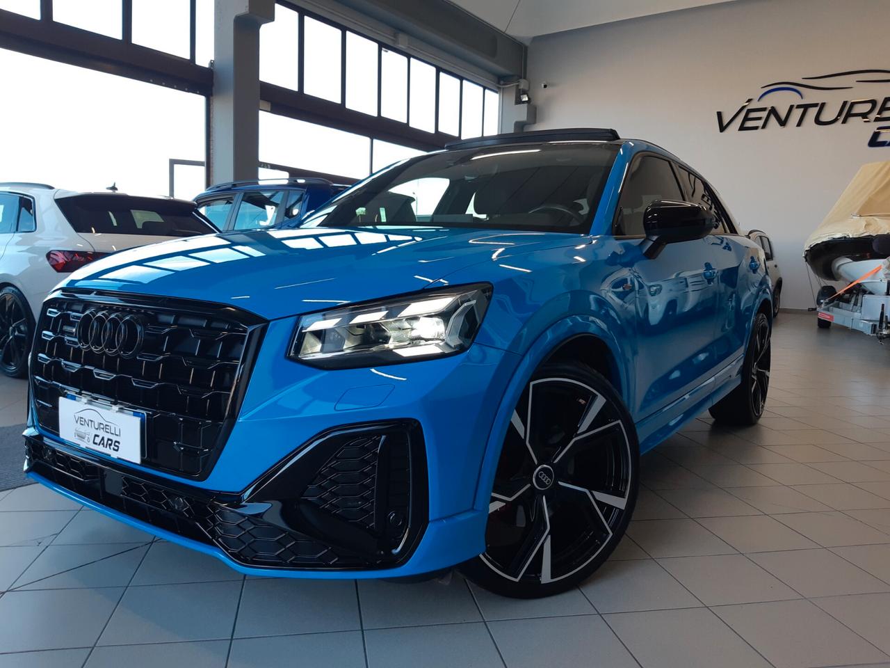 Audi Q2 35 TDI quattro S tronic Identity Black Con I 20
