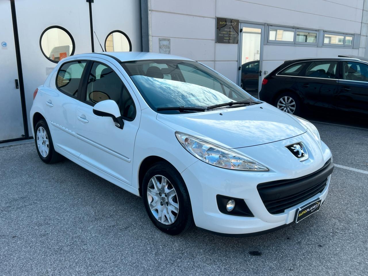 Peugeot 207 Peugeot 207 1.4 75CV 5p. ok neopatentati