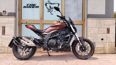 Benelli 502 C 4.000 km 35 kw