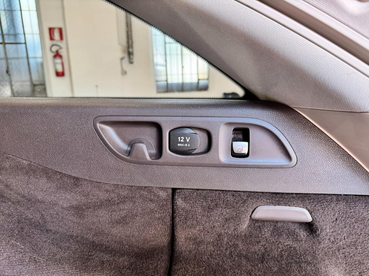 Mercedes-benz E 220 d Auto Premium Plus