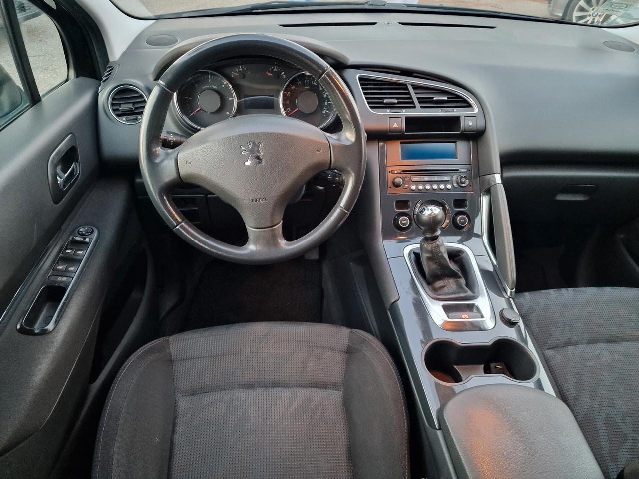 Peugeot 3008 1.6 HDi 112CV cambio robotizzato Tecno