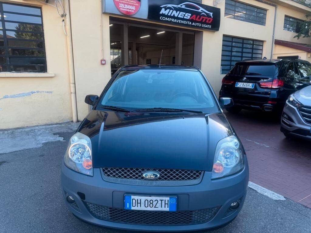Ford Fiesta 1.2 BENZINA 2007 NEOPATENTATI