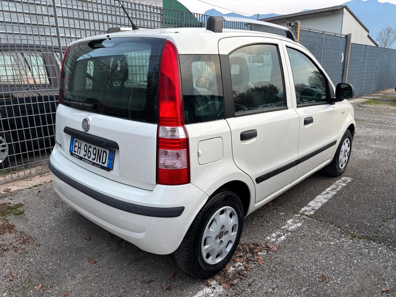 Fiat Panda 1.2 5 POSTI - 2011