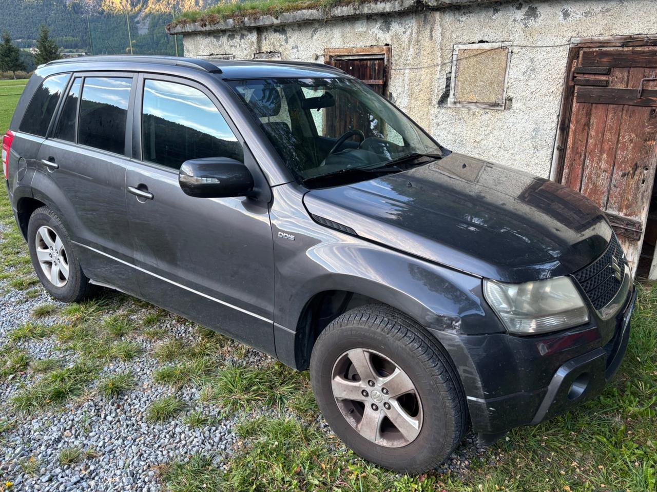 Suzuki Grand Vitara 1.9 DDiS 5 porte