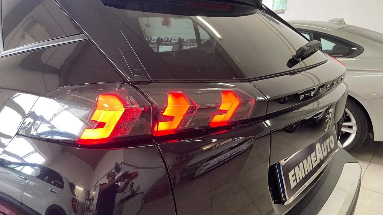 Peugeot 2008 BlueHDi 110 S&S Allure Pack