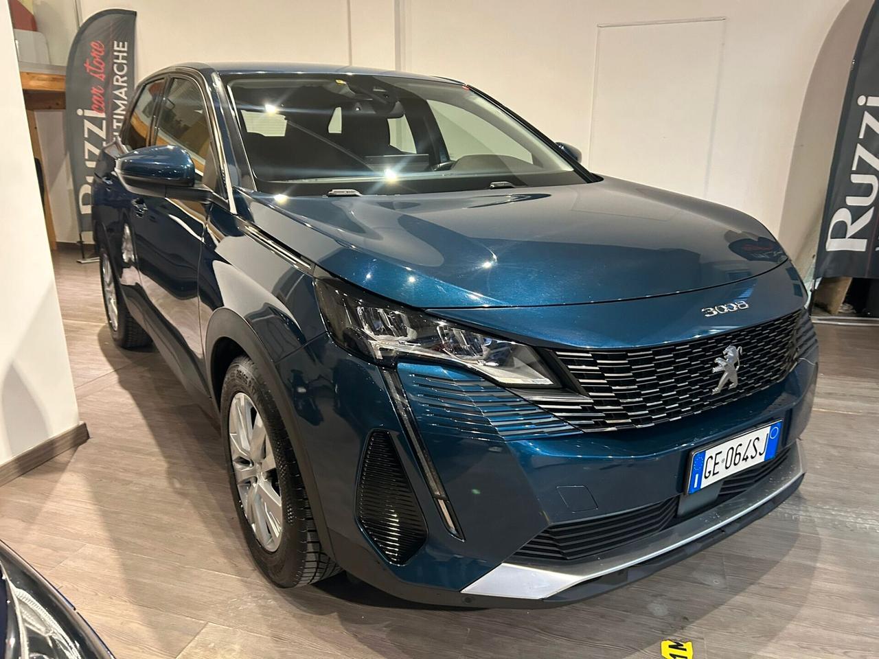 Peugeot 3008 BlueHDi 130 S&S EAT8 Active Pack