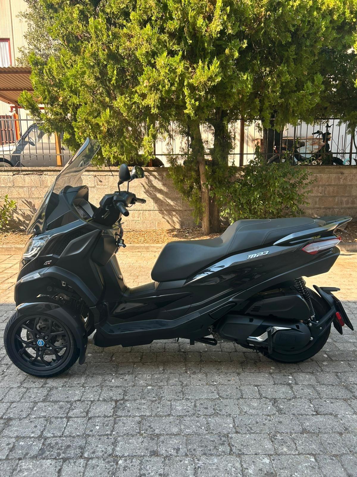 Piaggio MP3 400 hpe