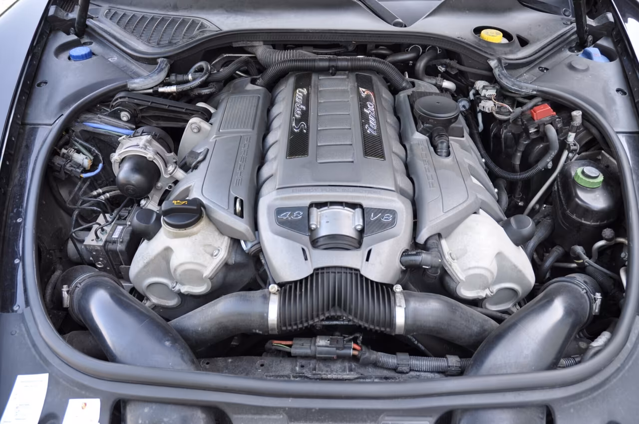 Porsche Panamera 4.8 Turbo S