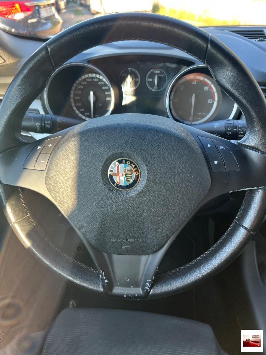 ALFA ROMEO - Giulietta - 1.6 JTDm-2 105 CV Exclusive