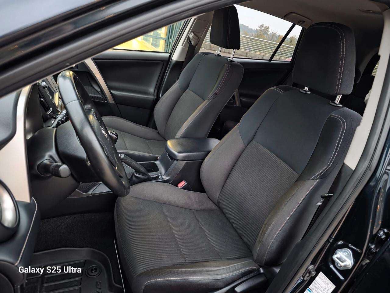 RAV4 2.0 D-4D 4WD Lounge valuto usato scambio