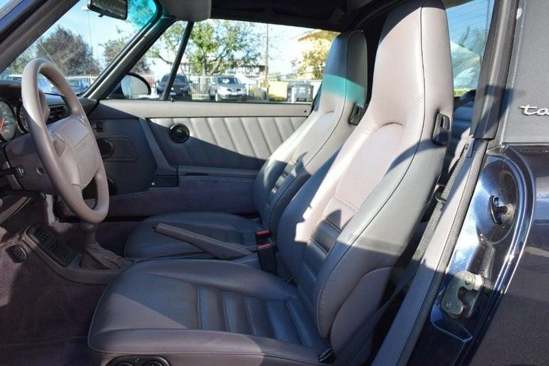 Porsche 911 (964) CARRERA 4 TARGA
