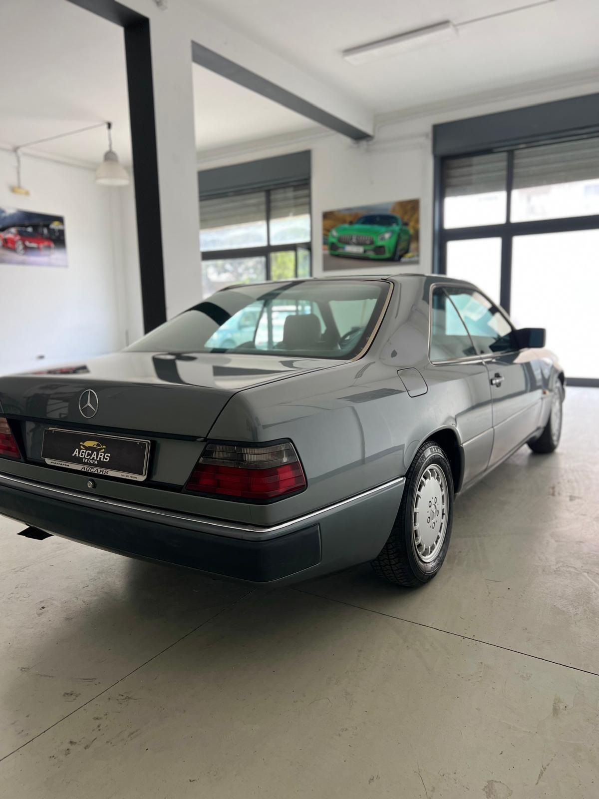 Mercedes-benz E 320 Coupe