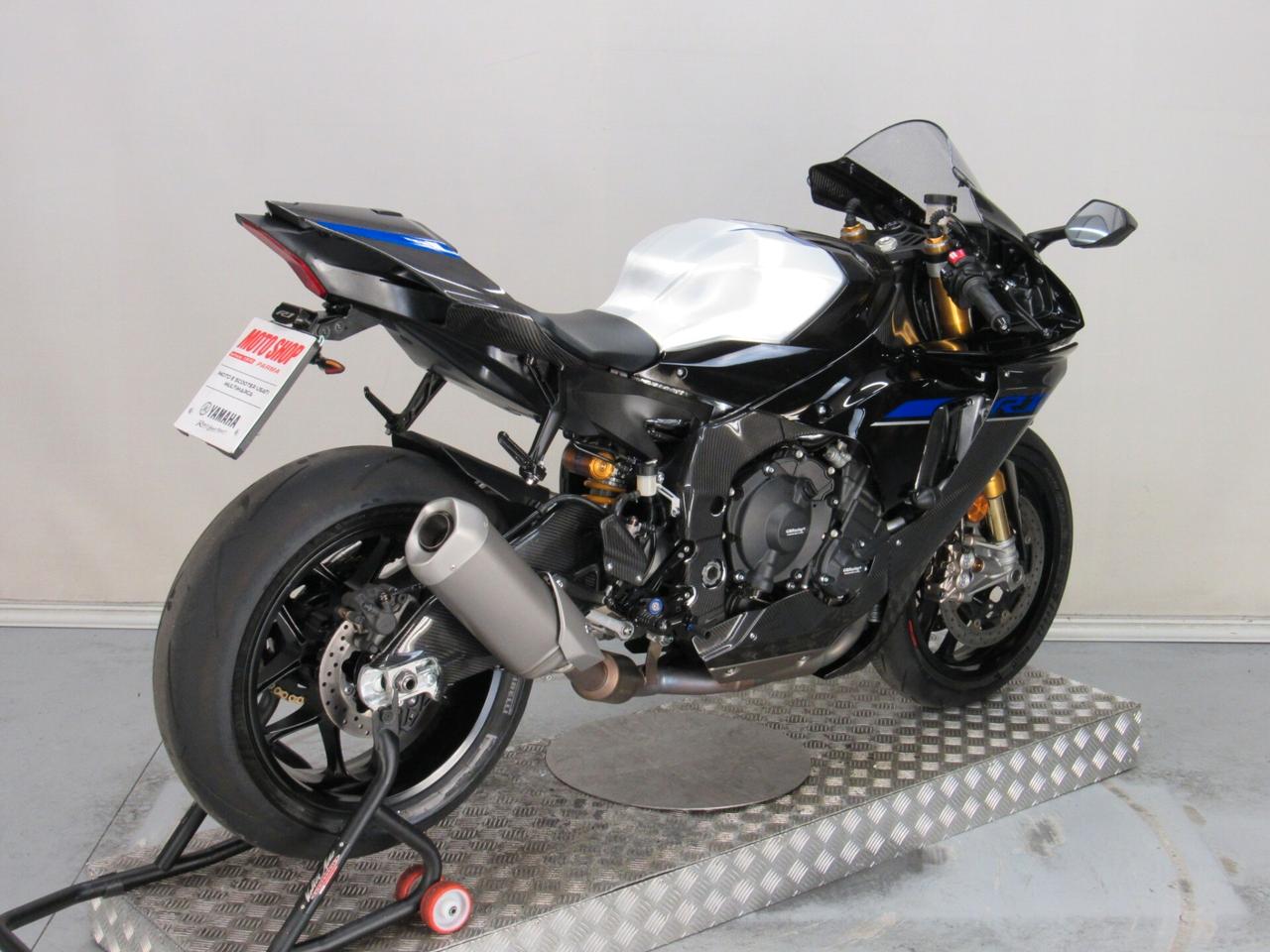 Yamaha YZF-R1M M