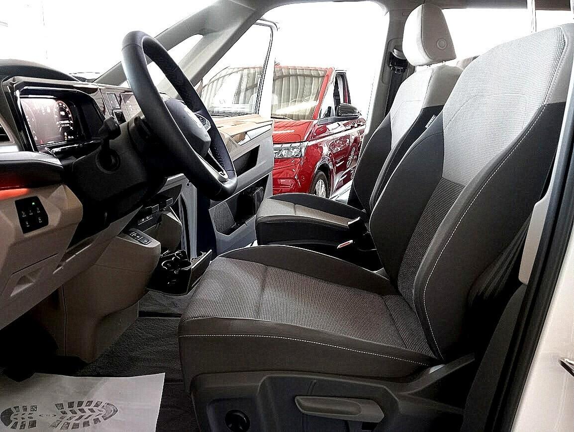 Volkswagen T7 Multivan TDI LIFE DSG MATRIX IQLIGHT 19" GANCIO VIS A VIS