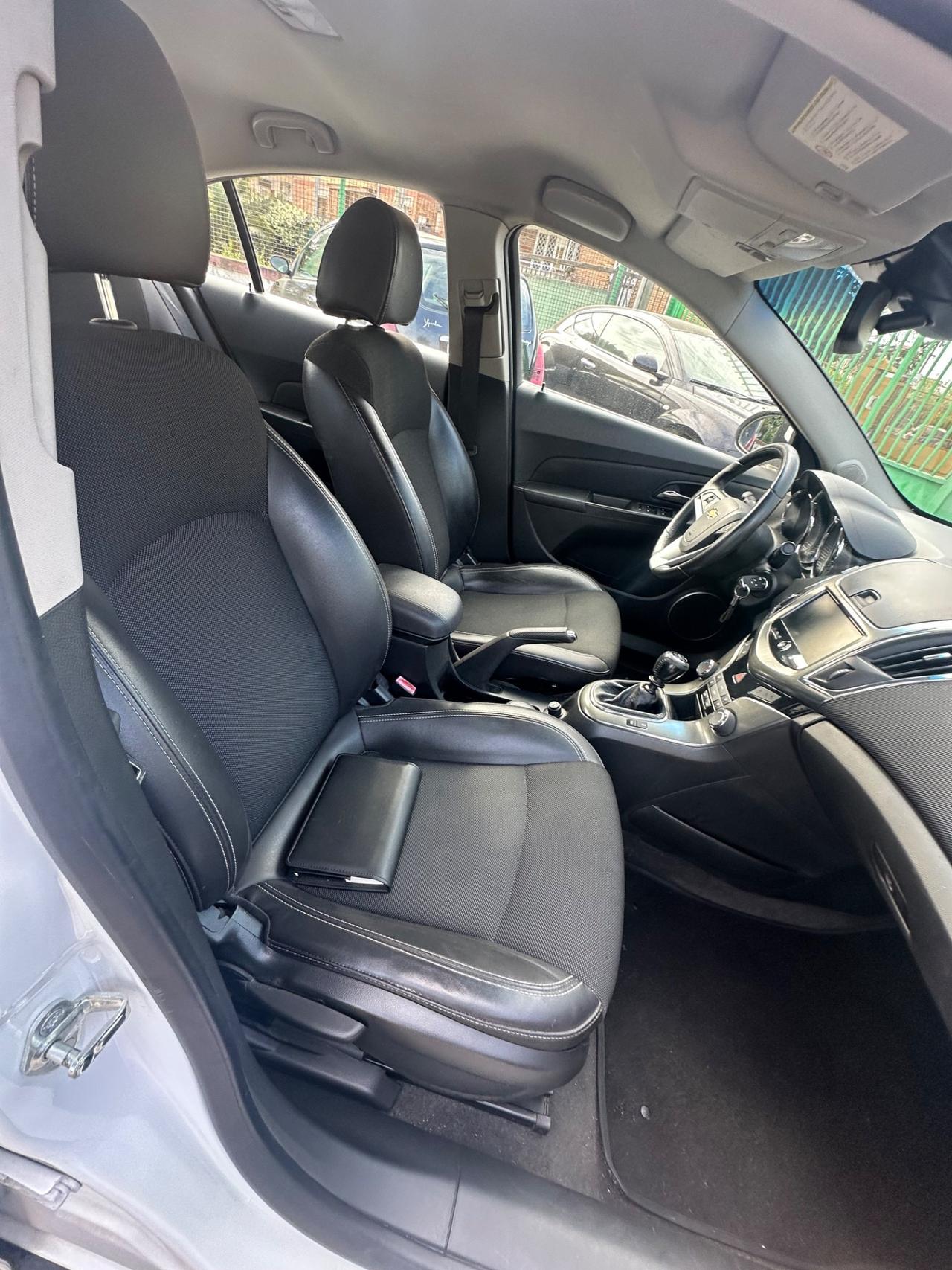 Chevrolet Cruze 1.7 Diesel 4 porte LT