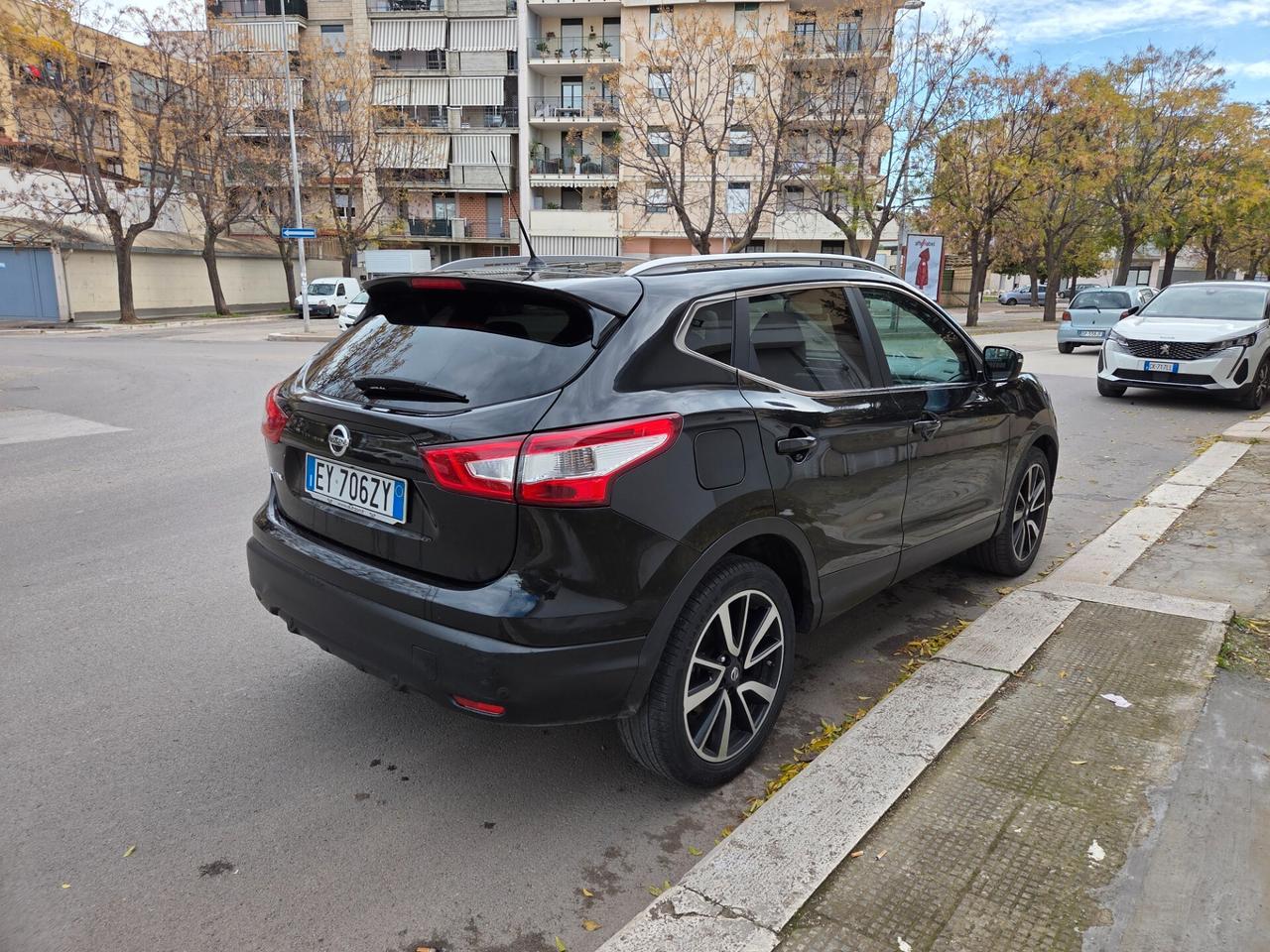 NISSAN QASHQAI TEKNA FULL AUT. TETTO PANORAMICO