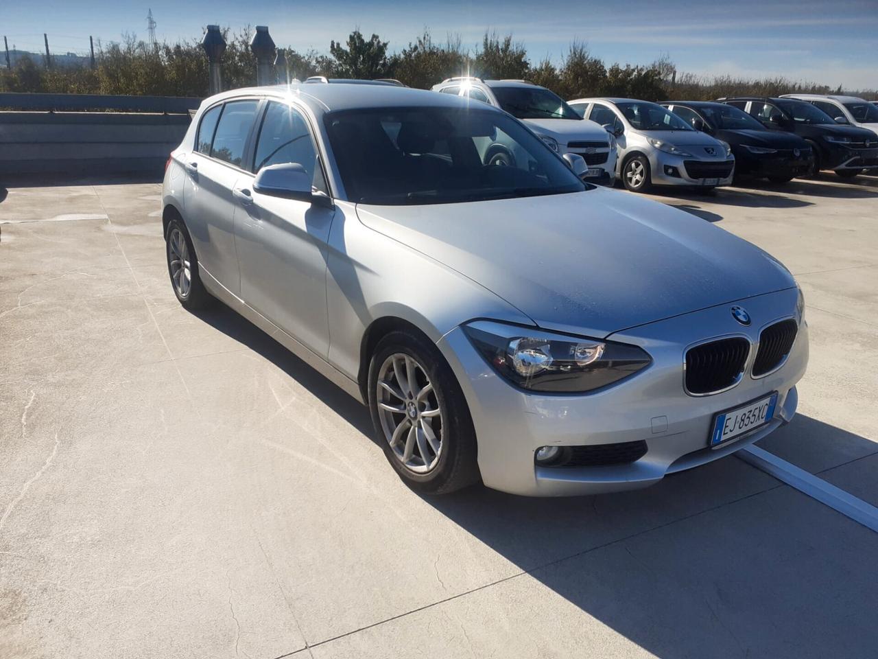 BMW 116D 5p. Urban - 2011