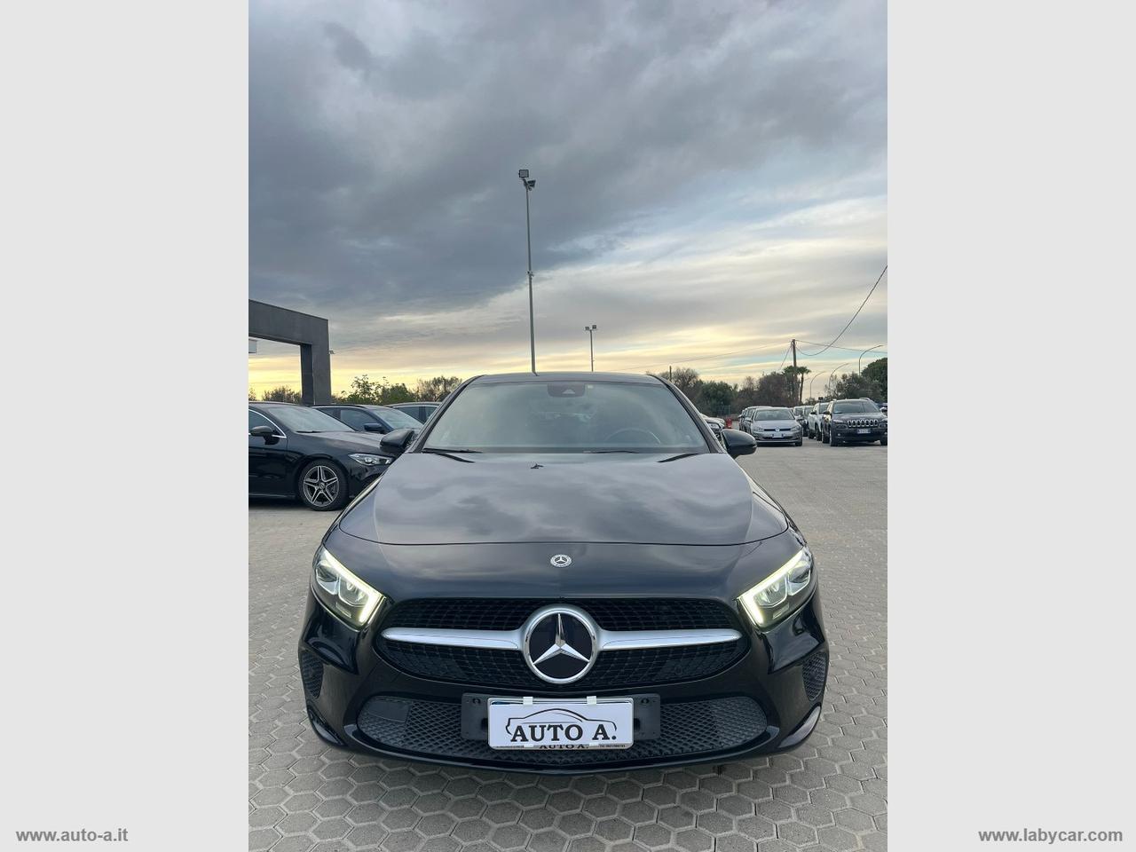 MERCEDES-BENZ A 180 d Automatic Business