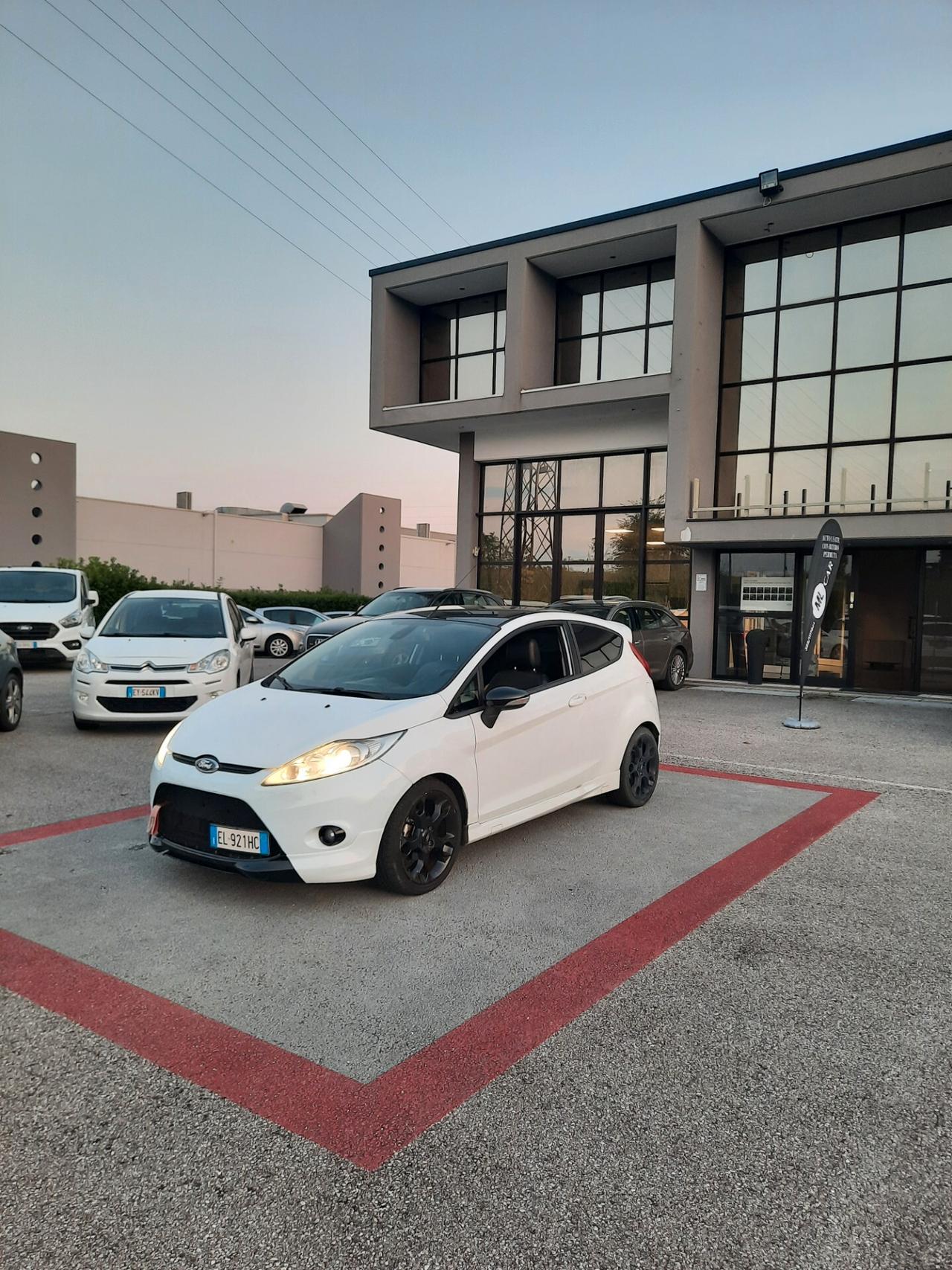 Ford Fiesta 1.6 134CV 3 porte Individual