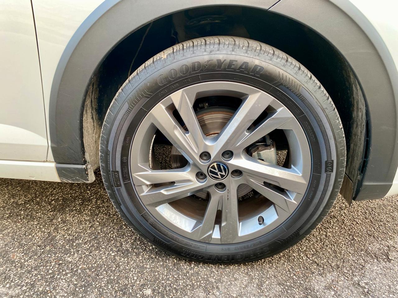 Volkswagen Taigo 1.0 tsi R-Line 110cv dsg UNICO PROPRIETARIO