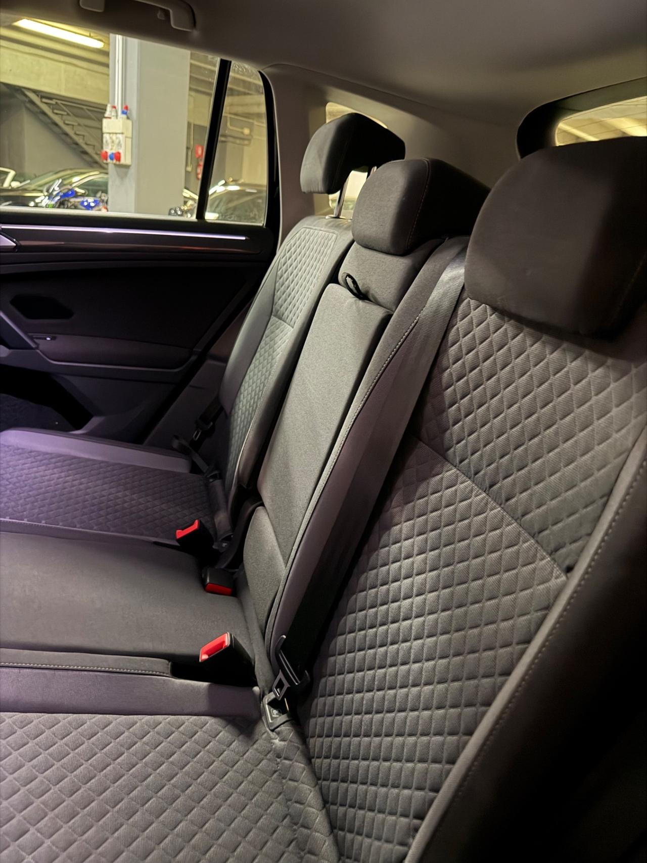 Volkswagen TIGUAN 2.0 TDI 4x4 EU6B BLUEMOTION TECNOLOGY KMCERT