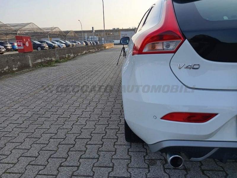 Volvo V40 V40 2.0 d2 R-design my19