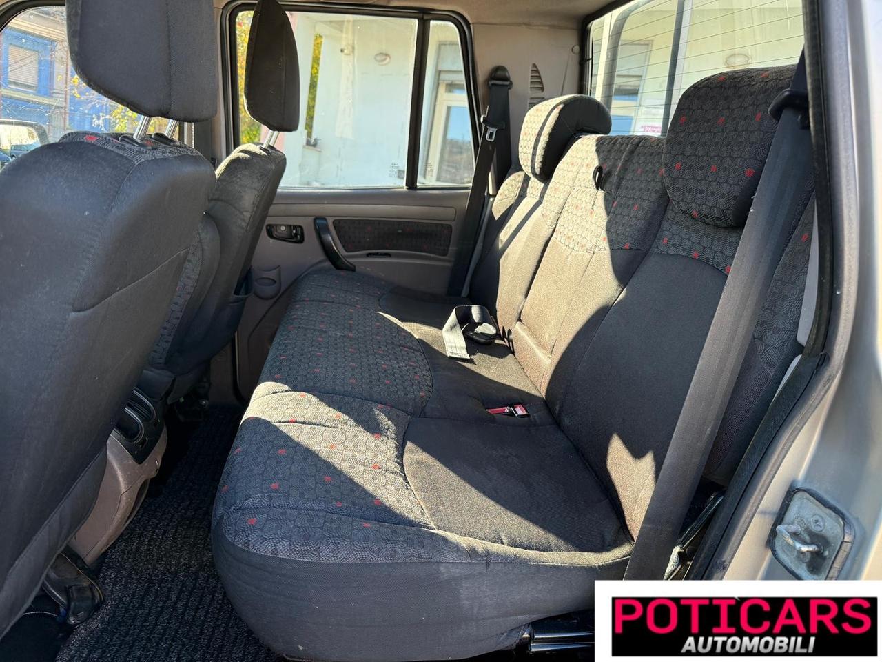 Mahindra Goa 2.2 CRDe 16V 4WD DC Pick-Up