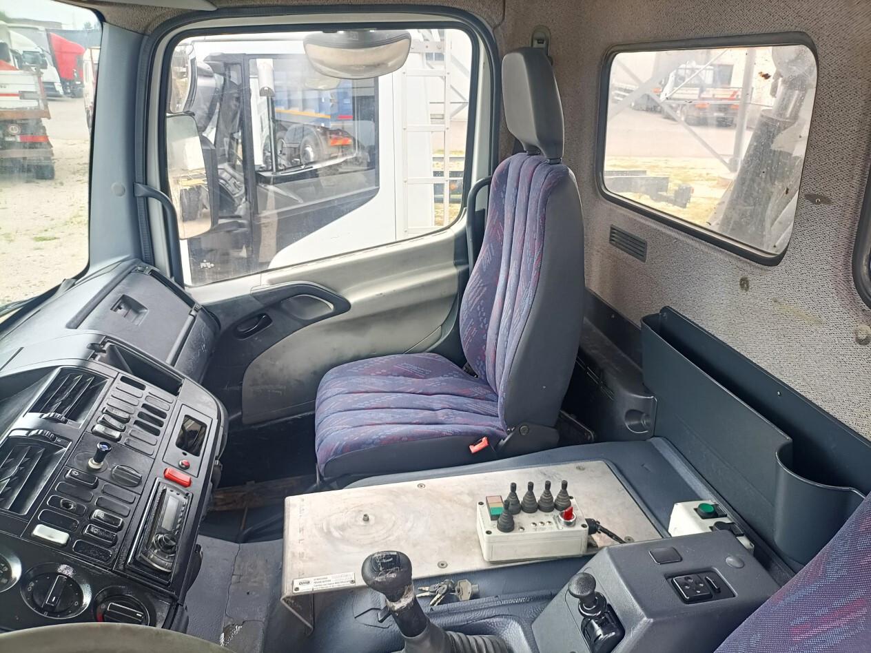 MERCEDES-BENZ ATEGO 1828 gancio scarrabile, gru e polipo