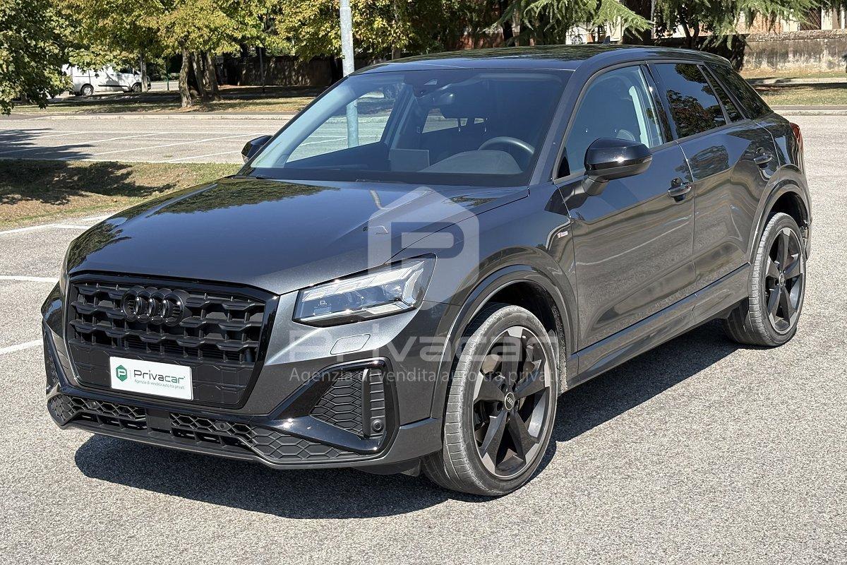AUDI Q2 30 TDI S tronic Identity Black