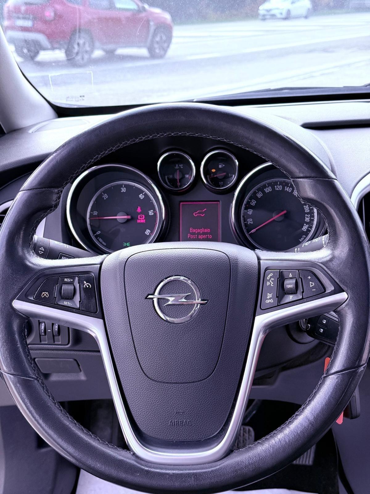 Opel Astra 1.7 CDTI 110CV 5 porte Ok neopatentati