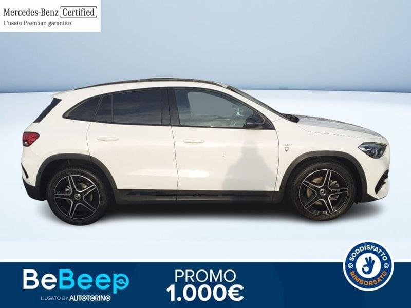 Mercedes-Benz GLA 200 D PREMIUM 4MATIC AUTO