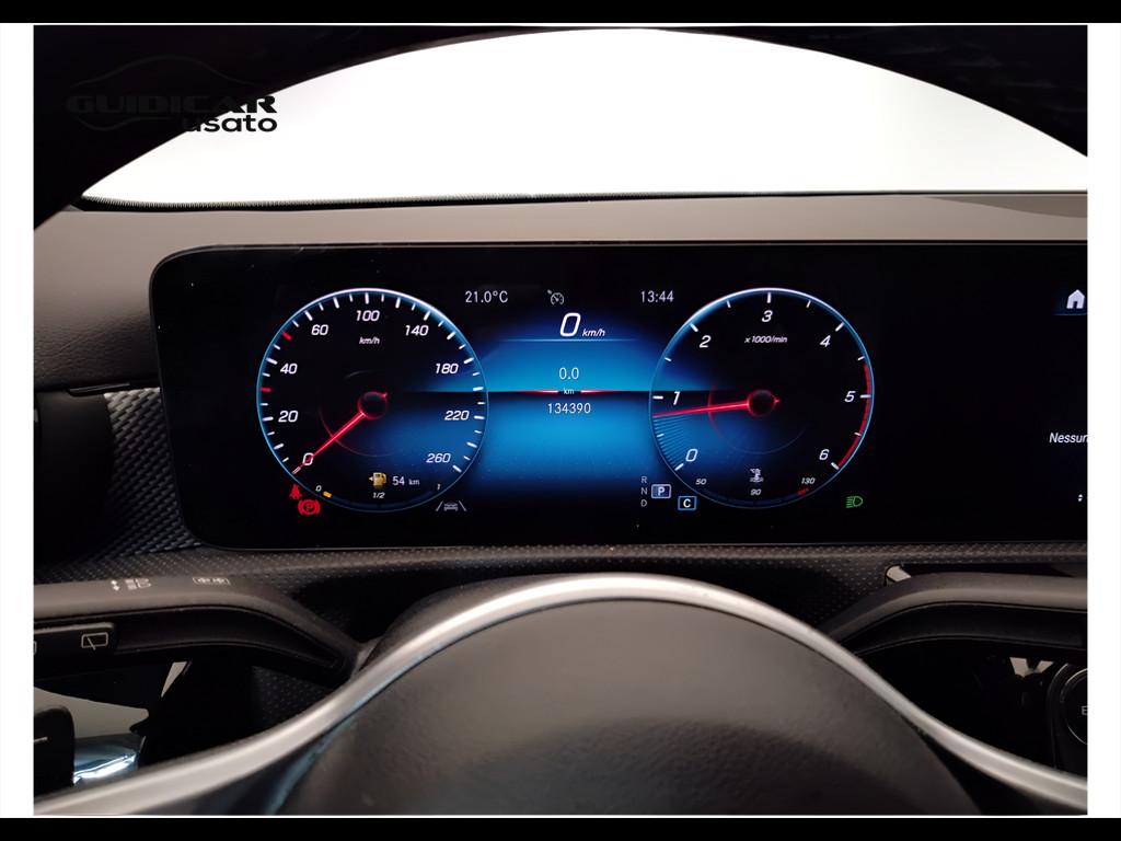 Mercedes-Benz Classe A - W177 2018 - A 180 d Sport auto