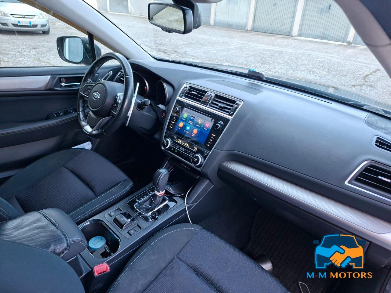 Subaru Outback 2.5i Free lineartronic