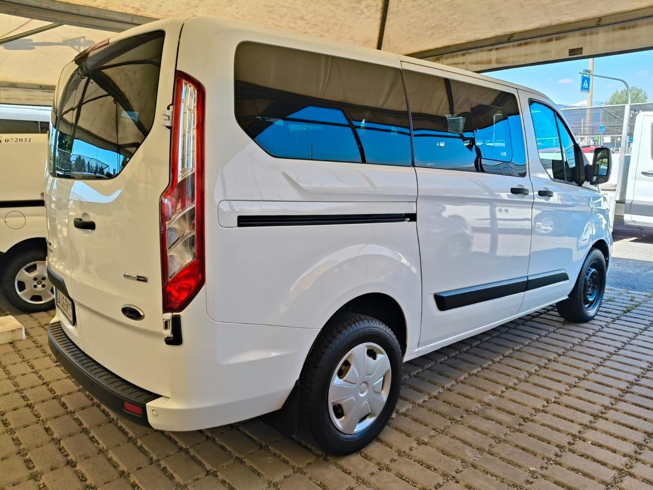 Ford Transit Custom 320 2.0 TDCi 130 MHEV PC Combi Trend