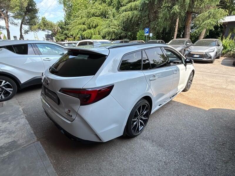 Toyota Corolla TS 2.0 Hybrid GR Sport